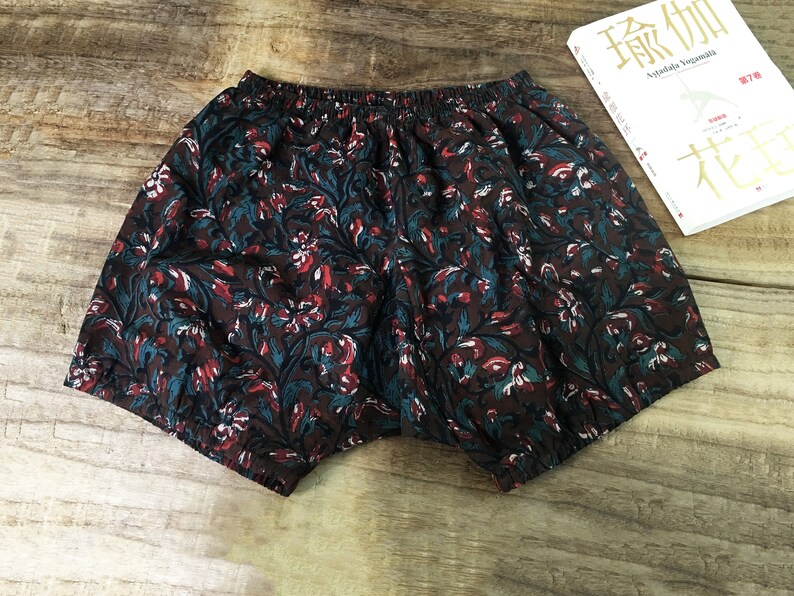 Pune Style Women/'s yoga shorts floral printed Iyengar Yoga Shorts India block printed hand made fabric shorts for women
