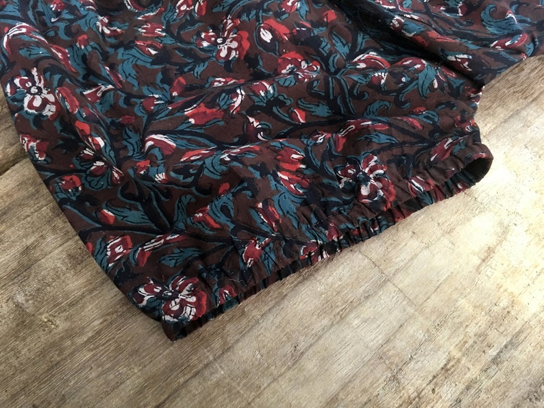 Pune Style Women/'s yoga shorts floral printed Iyengar Yoga Shorts India block printed hand made fabric shorts for women
