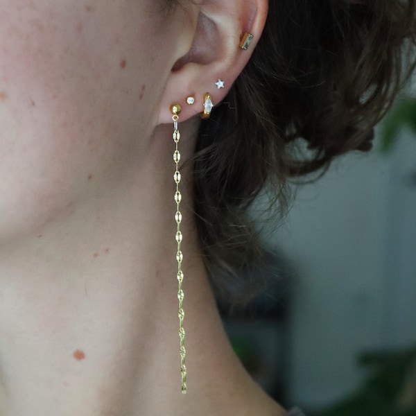 •DUSTER• gold dangle earrings
