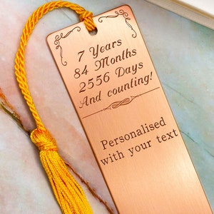 7 year anniversary bookmark copper anniversary gift unique copper gift engraved copper bookmark personalised copper gift engraved bookmark imagem 1