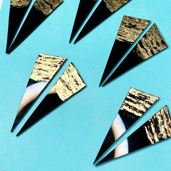 Pendientes triangulares, pendientes geométricos de acrílico, negro, joyería de plexiglás dorado, diseño de ENNA