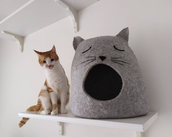 Cat cave, desinger Cat cave, Cat furniture, felted Cat cave, Cat cacoon, wool Cat cave, pet bed, small dog bed, Cat house, Cat bed