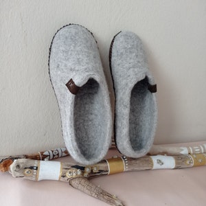 Eco shoes, felted wool slippers for men, comfy home shoes, eco friendly slippers, mens house shoes, gift for man, warm slipper