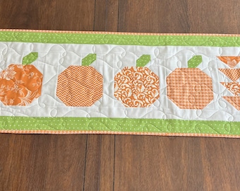 Quilted Fall/Thanksgiving Table Runner