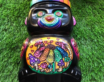 Wonder bear container