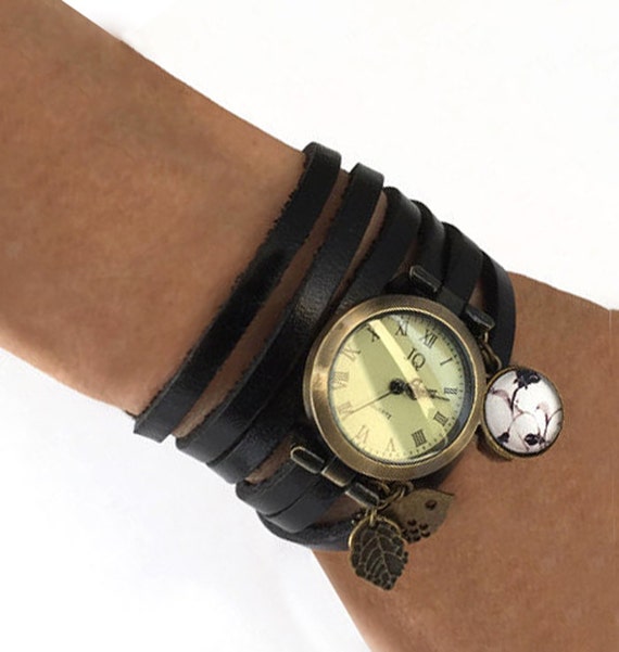 Dünne schwarze Lederarmbanduhr für Damen mit verstellbarem