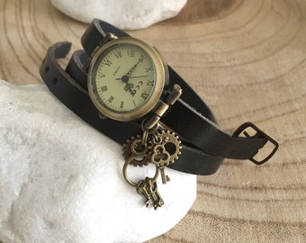 Women's steampunk watch with black or brown leather strap