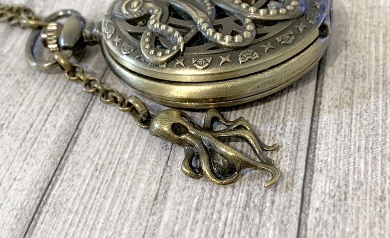 Octopus Bronze pocket watch, Vintage Bronze octopus pocket watch, woman or man gift image 6