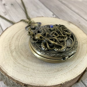 Octopus Bronze pocket watch, Vintage Bronze octopus pocket watch, woman or man gift image 4