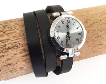 Vintage women's watch, two or three turns leather strap, customizable with engraved silver dial