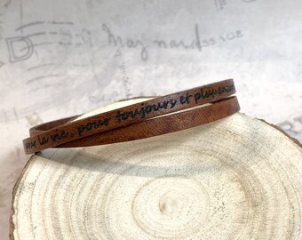 Bracelet personnalisé gravé de votre message sur cuir effet délavé, cadeau personnalisable unique pour Homme Femme