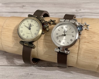 Customizable leather strap women's watch with engraving and pearl of your choice, personalized leather strap watch gift