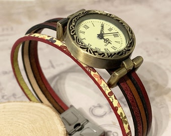 Montre femme bracelet en cuir multi bandes personnalisable avec un charm, cadeau unique femme, cadeau maman, anniversaire soeur