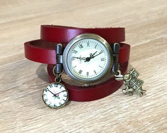 Montre Alice au pays des Merveilles bracelet en cuir rouge cadeau Noël femme, fille