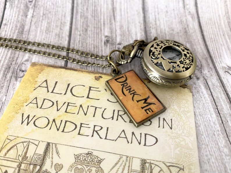 Petite montre à gousset Alice au pays des merveilles cadeau - Etsy France