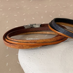 Bracelet homme en cuir effet vieilli personnalisable avec mots gravés pour un cadeau unique