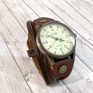 Wide cuff bracelet watch unisex brown leather rustic style and dial large, zen and relaxed