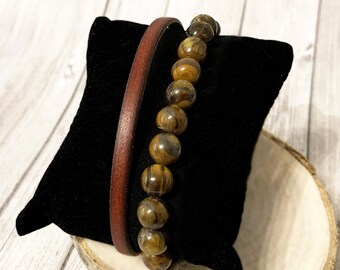 Bracelet cadeau Saint Valentin duo perles oeil du tigre et cuir personnalisable gravé pour homme, compagnon, mari