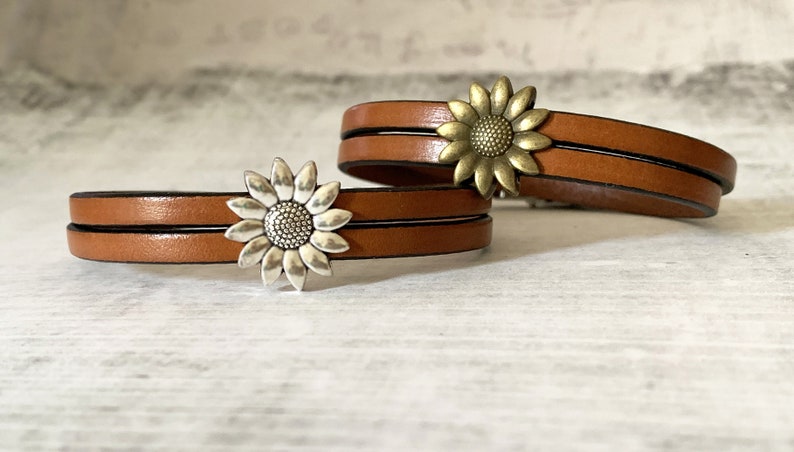 Personalized women's leather bracelet double turns engraved with word symbols, customizable bracelet gift image 2
