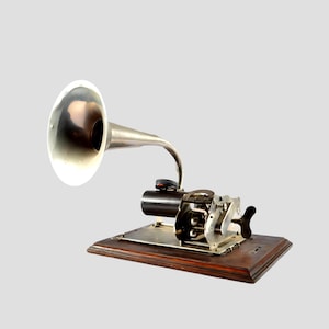 Antique Phonograph Ideal n.3, 1905, France