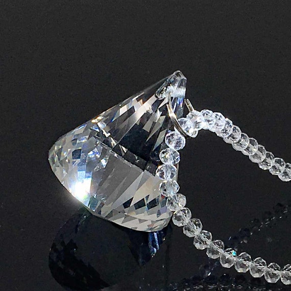 Diamond Bling Rear View Mirror Hanging Car Charm Chandelier Suncatcher Ornament