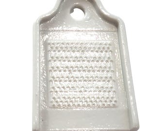 Ceramic Ginger Grater Nutmeg Plate With Hanging Hole White 4.5" Durable Kitchen Tool