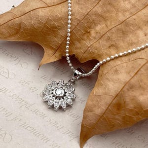 Sterling Silver Clear CZ Flower Necklace, Wedding Bridal Bridesmaids Flower Pendant Necklace, Delicate  Dainty Zirconia Floral Necklace