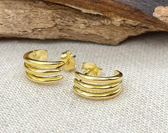 Chunky Gold Hoop Earrings For Women Textured Open Thick Huggie Earrings (Style-D,Gold