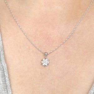 Small Star Pendant Necklace, CZ Star Necklace, Delicate Silver Necklace, Celestial Necklace, Tiny Starburst Necklace, Wedding Necklace Bild 2
