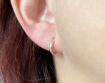 Tiny Hoop Earrings - Small Silver Hoops - Dainty Hoop Earrings - Cartilage Hoop - Huggie Hoops - Delicate Earrings - Simple Minimalist Hoops