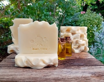 Mydło dla dzieci, mydło wegańskie, mydło w kremie, mydło do skóry wrażliwej, mydło z masłem shea i lawendą, delikatne mydło, prezent dla przyszłej mamy, prezent na baby shower