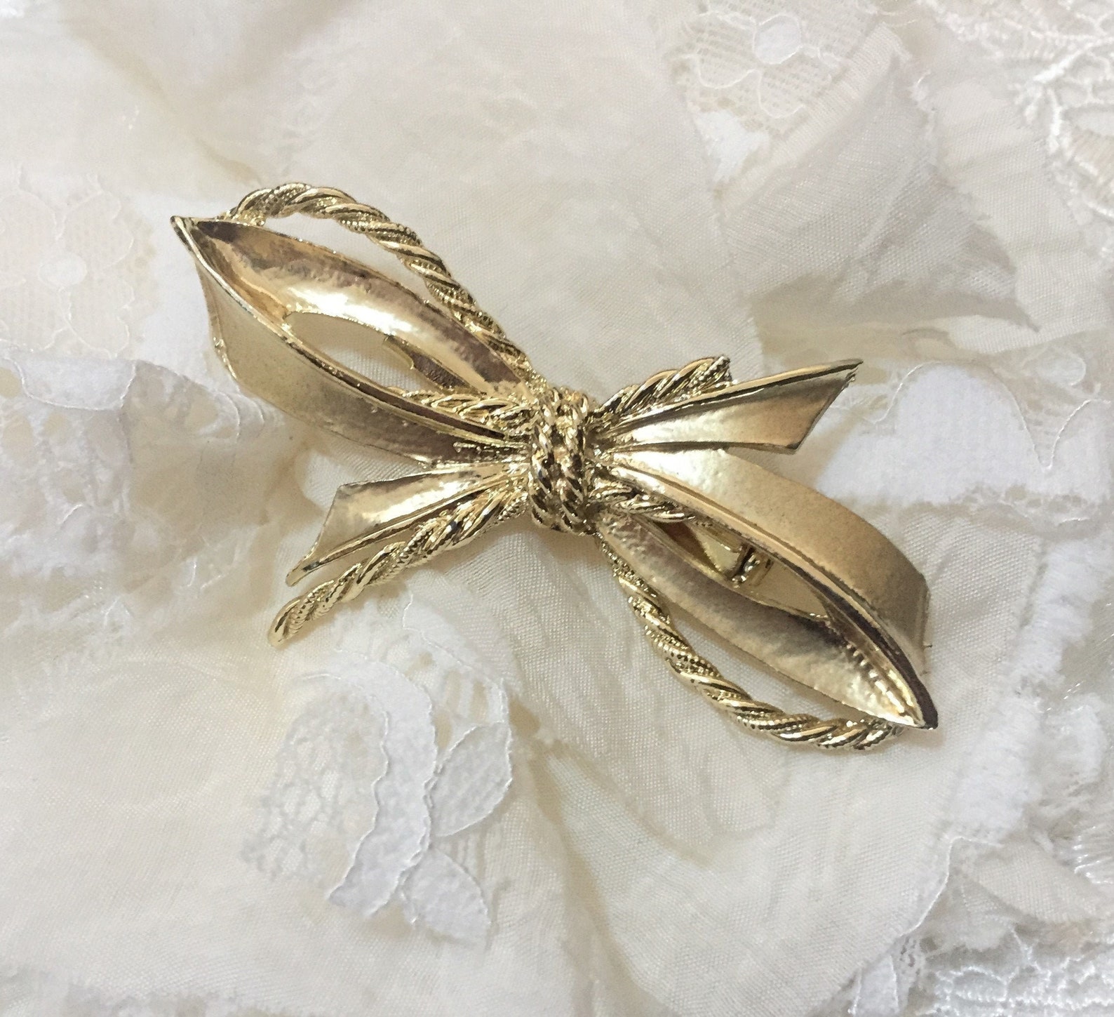 Ribbon Braided Rope Bow Gold Tone Vintage Brooch - Etsy
