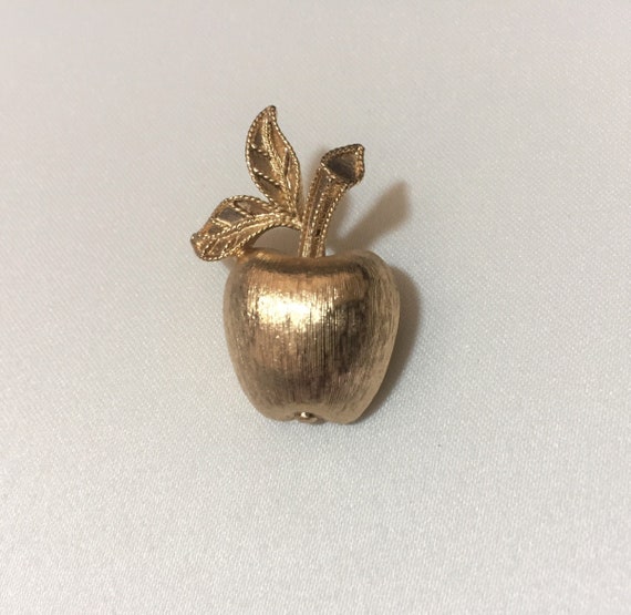 Apple Signed AVON Textured Gold Tone Circa 1974 V… - image 1