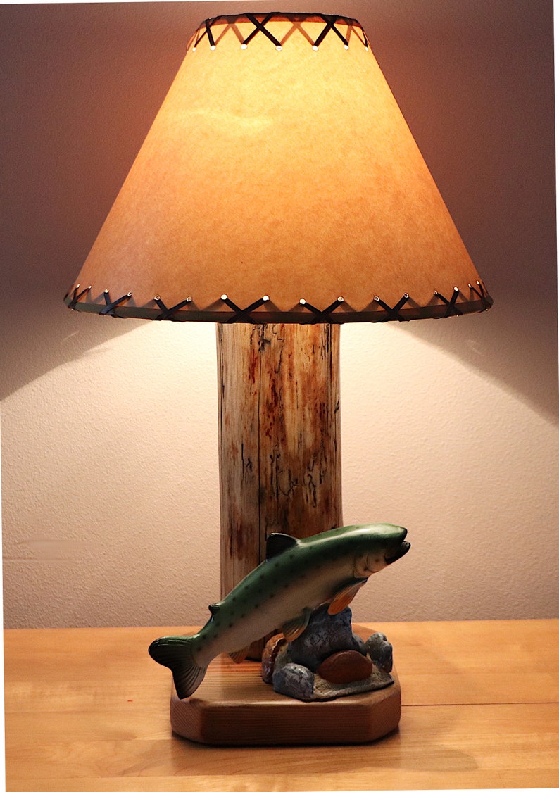 Rustic Lodge Cabin Style Lamp Bear Fishing In His Canoe Table Lamp