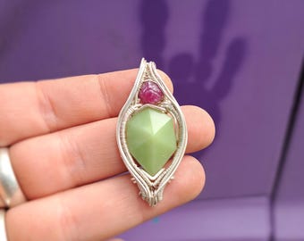 Phosphotinus~~ Wire-Wrapped Pendant, Silver Wire, Ying Ming Zhu, Ruby Flower Cabochon