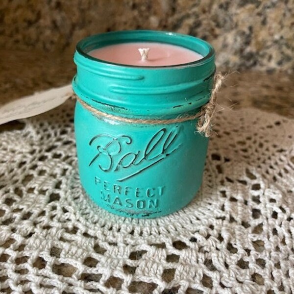 Summer Scoop Distressed Mason Jar Soy Candle // 8 oz. (Half Pint)