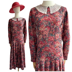 Vintage Laura Ashley Red and Green Floral Rose Print Dropped Waist Wool Blend Dress with Lace Collar | UK Size 10 (Laura Ashley 12)