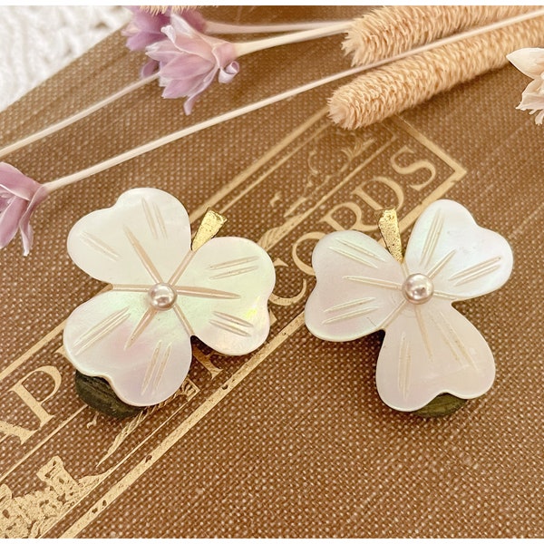 Vintage Carved Mother of Pearl Clover Shaped Clip-on Earrings