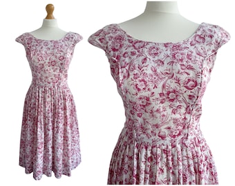 Vintage 1950s Cotton White and Pink Novelty floral Bird Print Dress | Donna Petite by Nelly Don | UK Size 8 XS