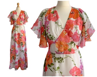 Vintage 1970s White and Pink Floral Maxi Dress | Size 10