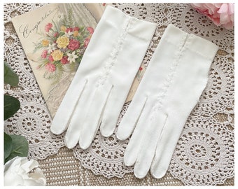 Vintage White Formal Gloves with Stitched Details | Size 7