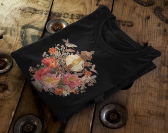 Floral Lantern T-Shirt | Vintage Cottagecore Boho Tee