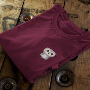 Cute Owl Unisex Tshirt Top Pocket Side Print Adults & Kids Sizes Burgundy