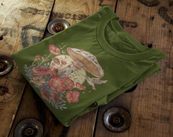 Boho Mushroom Graphic T-Shirt | Cottagecore Fungi, Unisex Cotton