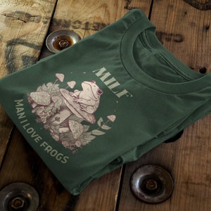 Man I Love Frogs shirt, MILF Retro frog Organic Cotton Unisex T-Shirt | Adult+Kids Sizing