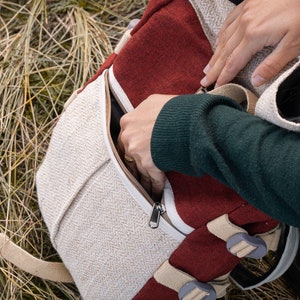 Rouge vin chaud - Sac à dos Roll Top || Ligne durable de chanvre fait main - BPN5RW