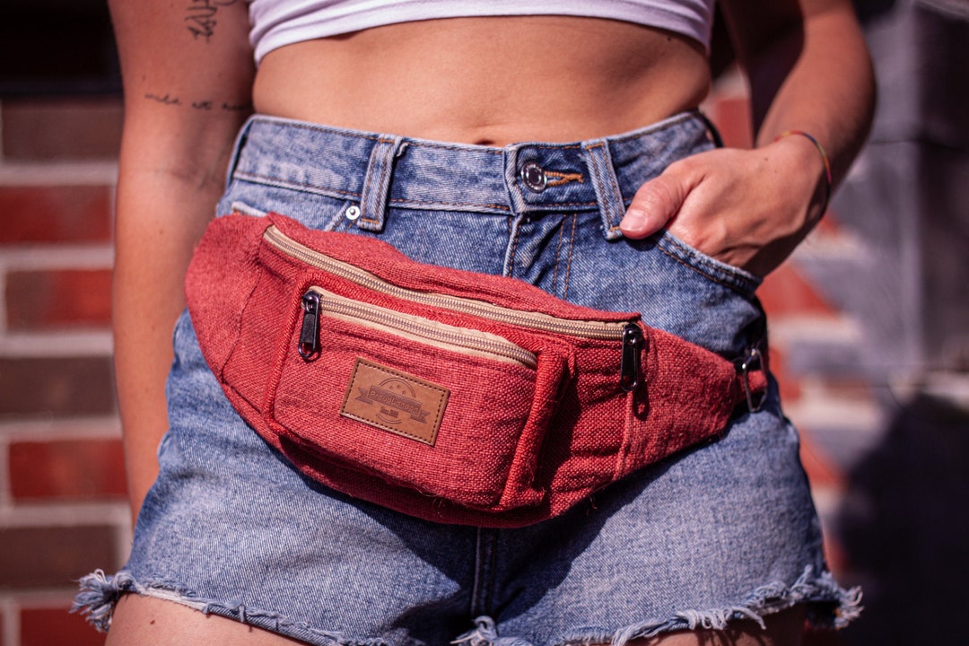 【MISCHIEF】 RHOMBUS BUM BAG RED/NAVY il_1080xN.1949620342_245e.jpg