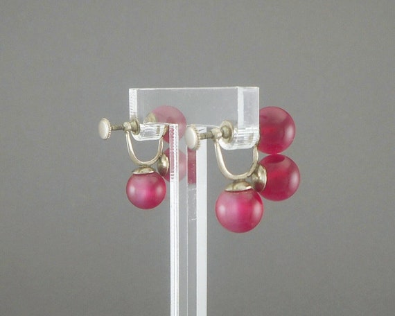 Vintage 1950s Lucite Plastic Earrings Faux Moonst… - image 3