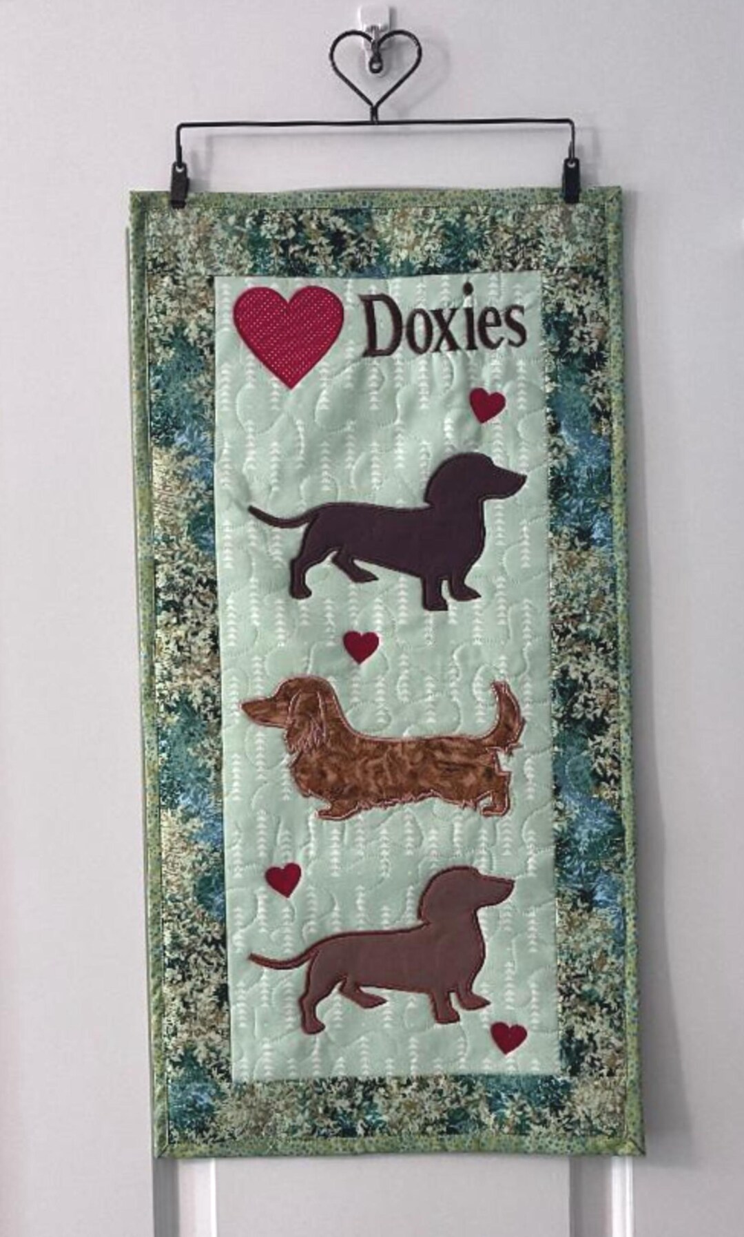 Quilted Wall Hanging Dachshund Wall Hanging Wiener Dog Wall Hanging ... - Dachshund Wall Mount For Small Balconies