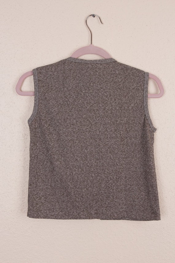 Vintage women's grey heart sweater vest - image 4